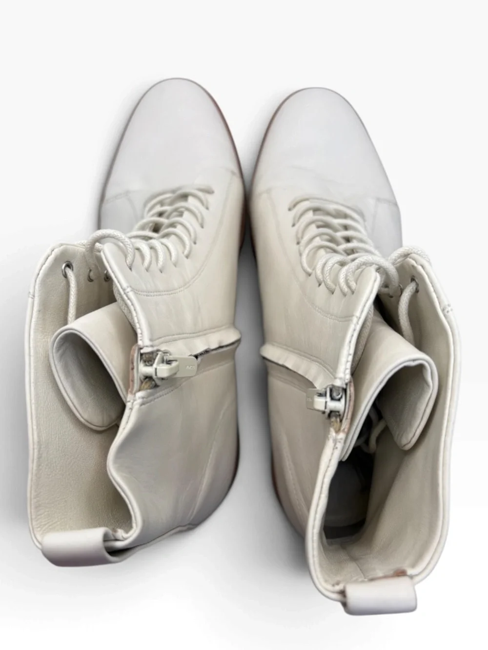Vince Cooper Ankle Boots in Milk Size 10M EUR 41